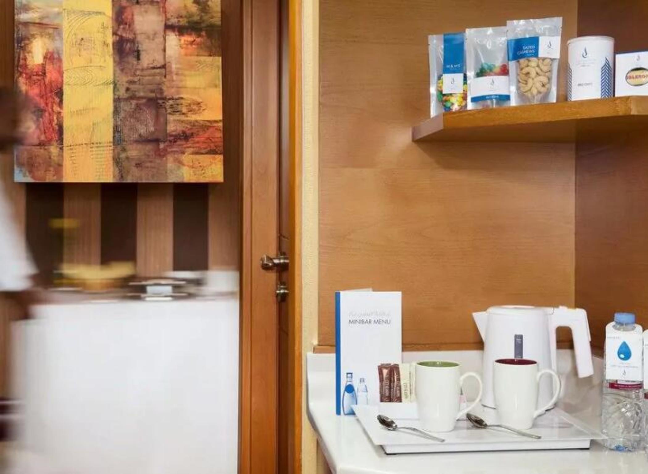 سيتي سيزنز تاور بر 4* دبي